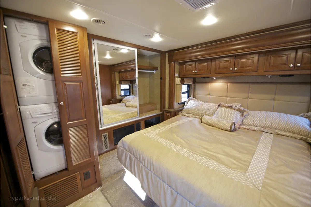 large rvs for families