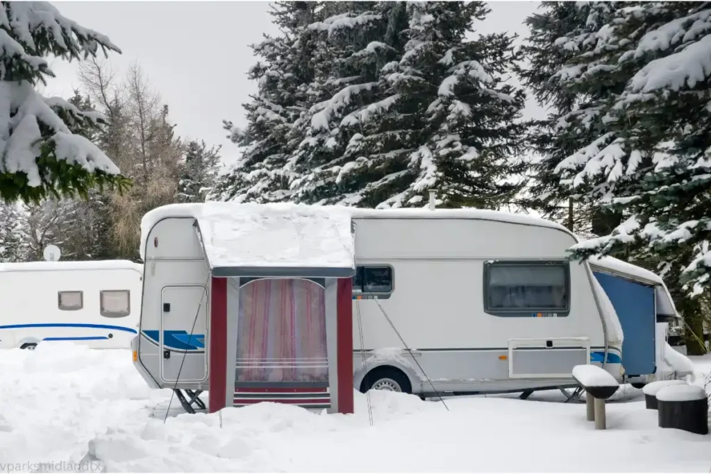 living full time in an rv in winter